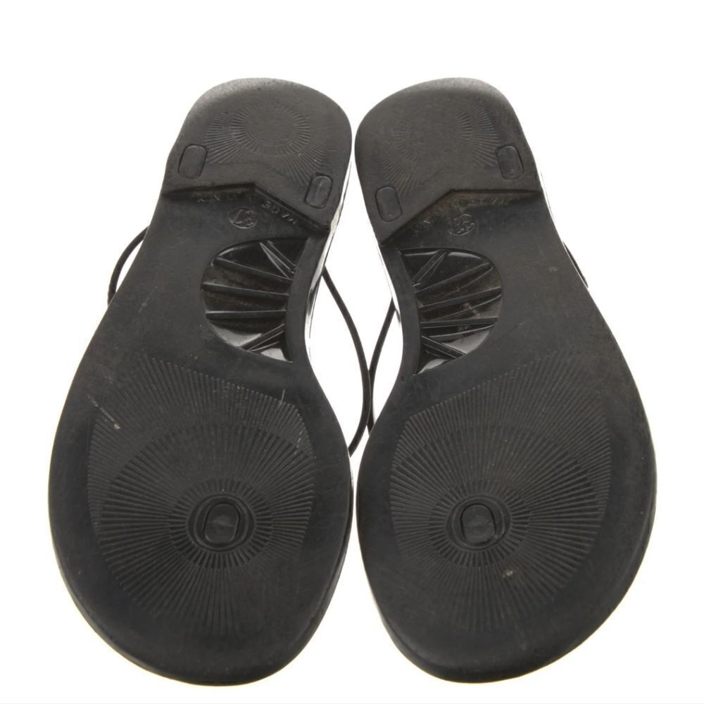 BurberryNova Check Pattern Rubber Flip Flops - Picture 4 of 4